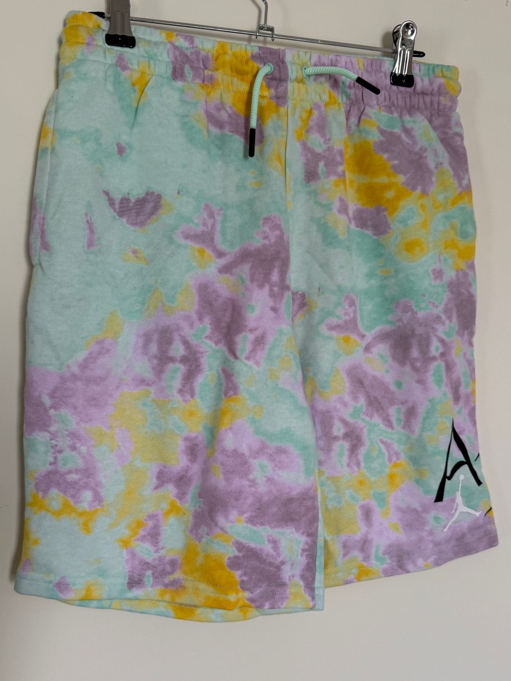 Nike Air Jordan Tie Dye Fleece Shorts Pastel Youth Large 12-13